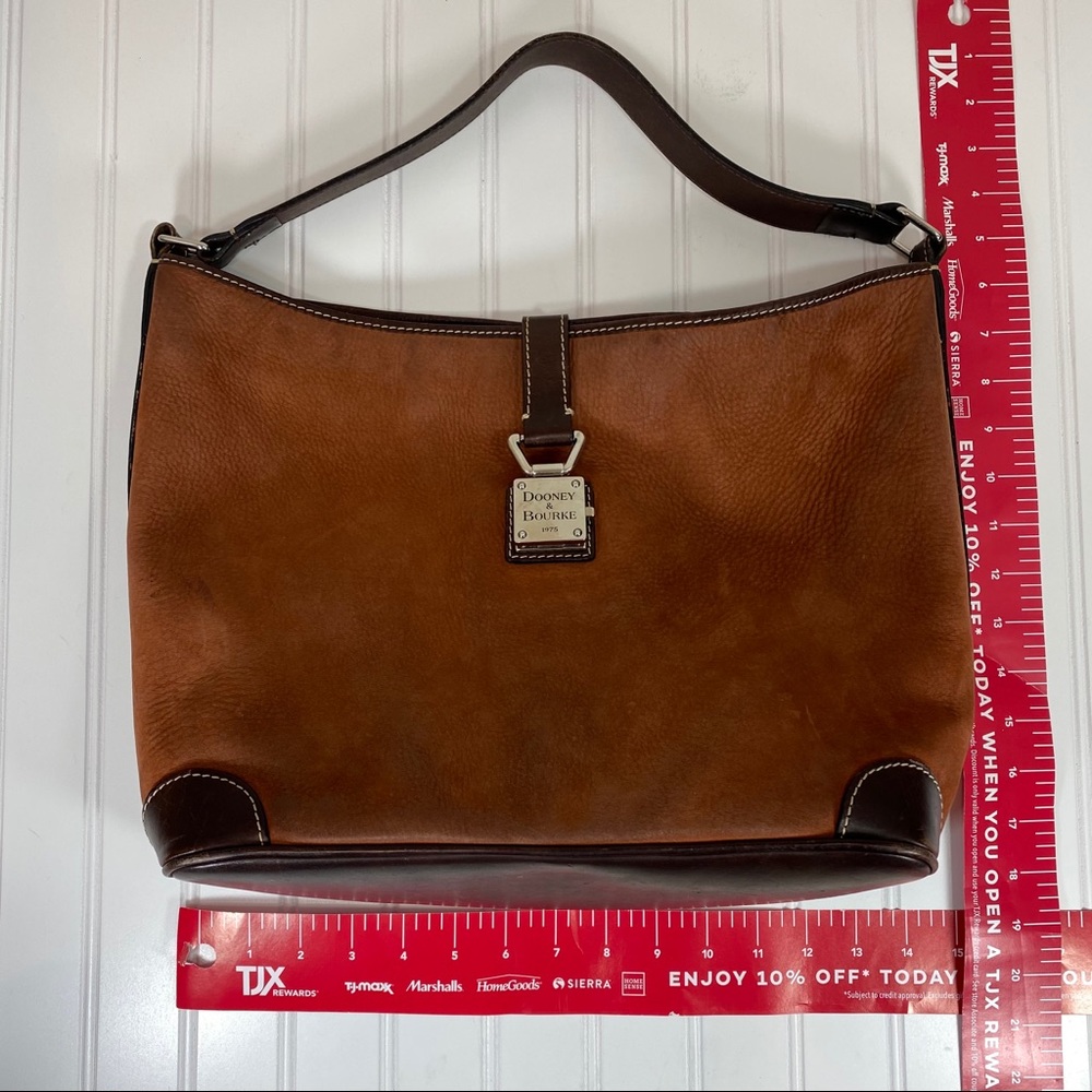 Dooney & Bourke Brown leather shoulder bag - Picture 13 of 16